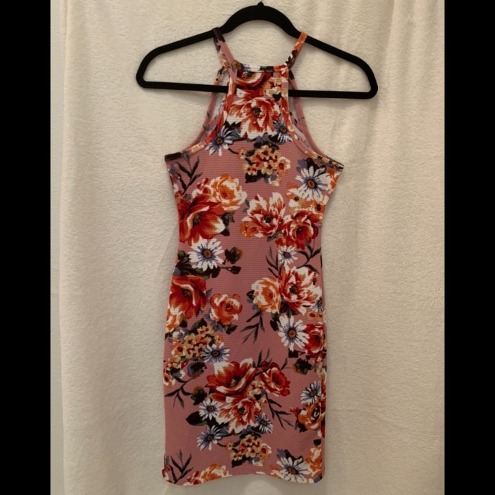Iris Sz S Floral Pink Body Con Dress